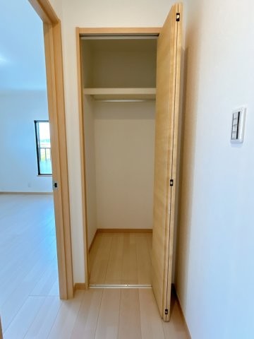 detached 滋賀県野洲市冨波乙690-6 ヴァン・ドゥビル2階