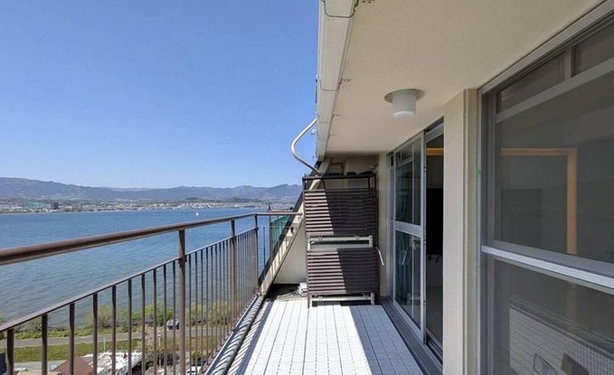 apartment 滋賀県野洲市冨波乙690-6 ヴァン・ドゥビル2階