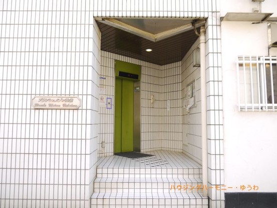 apartment 東京都豊島区池袋３丁目
地図を見る
