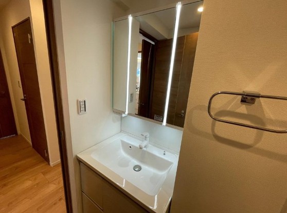 apartment 東京都豊島区池袋１丁目
地図を見る