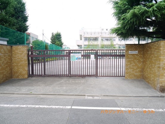 apartment 東京都板橋区大山金井町
地図を見る