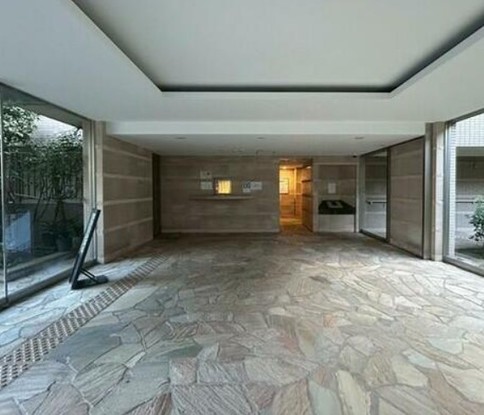 apartment 東京都板橋区坂下１丁目
地図を見る