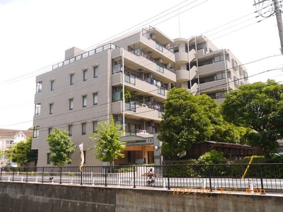 apartment 東京都板橋区成増３丁目
地図を見る