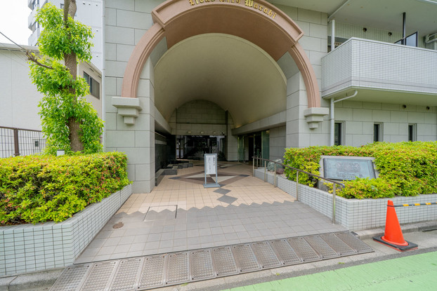 apartment 東京都渋谷区千駄ヶ谷４丁目19-18