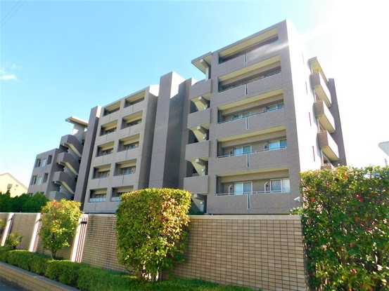 apartment 静岡県静岡市葵区大岩２丁目
地図を見る