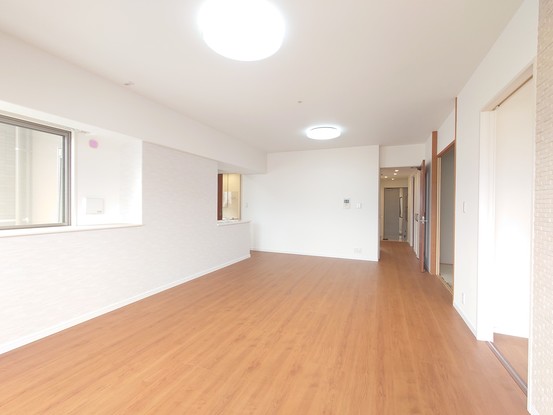 apartment 愛媛県新居浜市久保田町３丁目
地図を見る