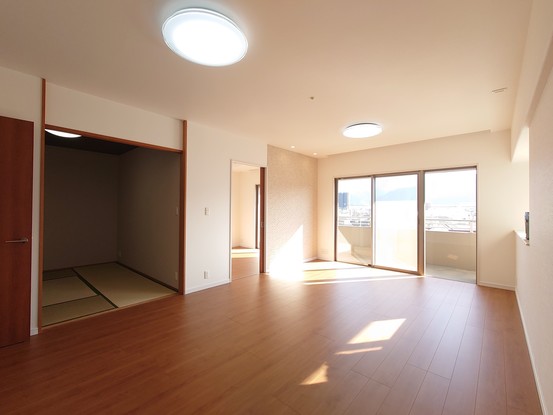 apartment 愛媛県新居浜市久保田町３丁目
地図を見る