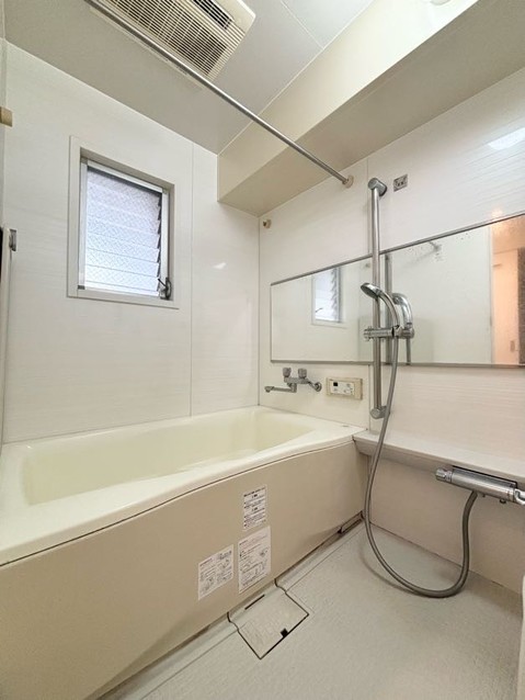 apartment 愛知県あま市新居屋上古川
地図を見る