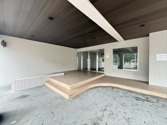 apartment 愛知県あま市新居屋上古川
地図を見る