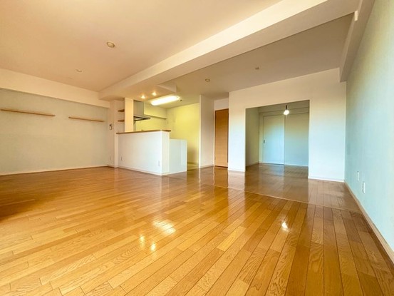 apartment 愛知県あま市新居屋上古川
地図を見る