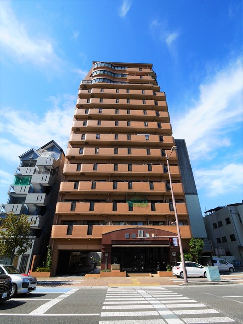 apartment 岐阜県岐阜市真砂町８丁目
地図を見る