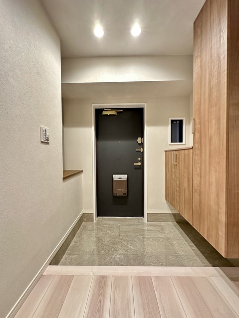 apartment 岐阜県岐阜市真砂町８丁目
地図を見る