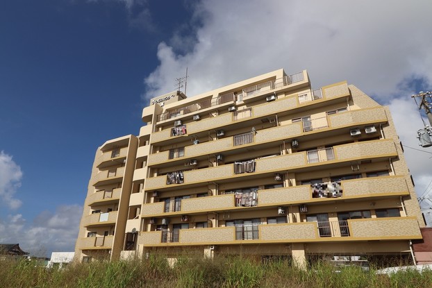 apartment 沖縄県宜野湾市宜野湾３丁目
地図を見る