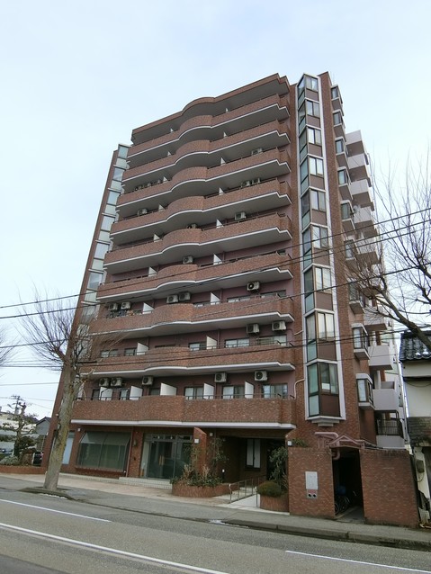 apartment 東京都渋谷区千駄ヶ谷４丁目19-18