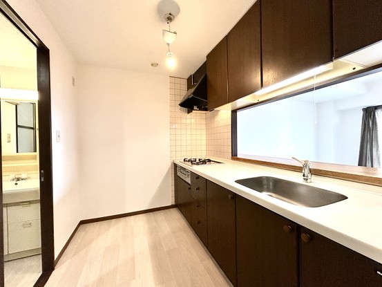 apartment 東京都渋谷区千駄ヶ谷４丁目19-18