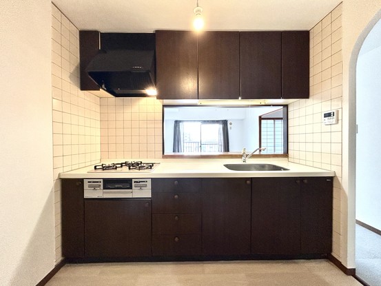 apartment 東京都渋谷区千駄ヶ谷４丁目19-18