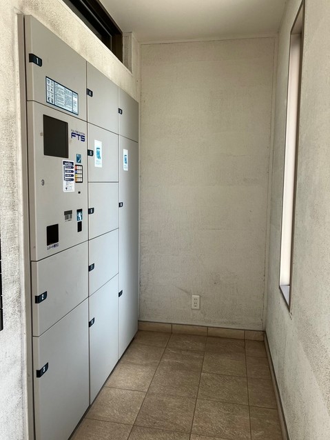 apartment 東京都渋谷区千駄ヶ谷４丁目19-18