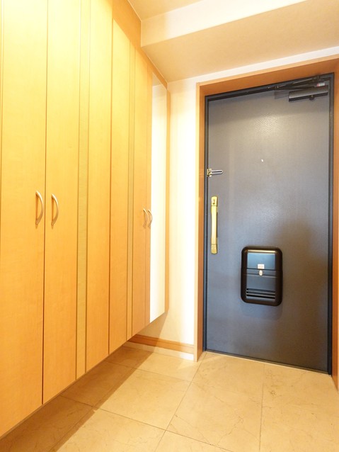 apartment 広島県広島市西区井口台２丁目
地図を見る