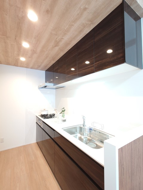 apartment 東京都渋谷区千駄ヶ谷４丁目19-18