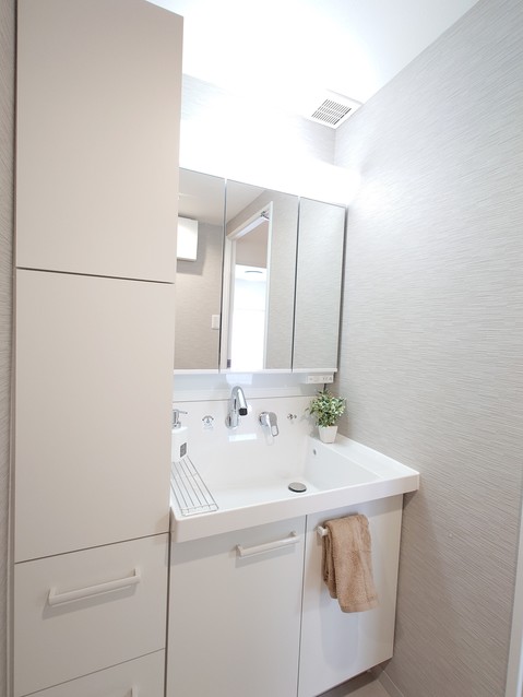 apartment 東京都渋谷区千駄ヶ谷４丁目19-18