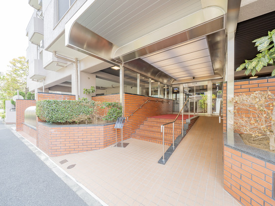 apartment 東京都渋谷区千駄ヶ谷４丁目19-18