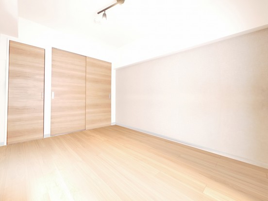 apartment 福岡県春日市千歳町１丁目
地図を見る
