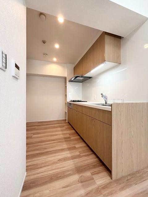 apartment 東京都渋谷区千駄ヶ谷４丁目19-18