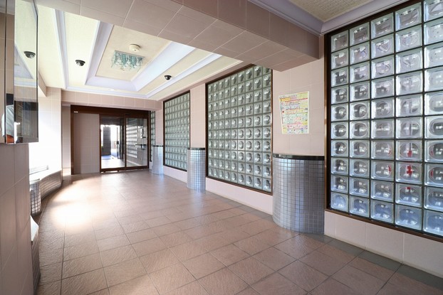 apartment 東京都渋谷区千駄ヶ谷４丁目19-18