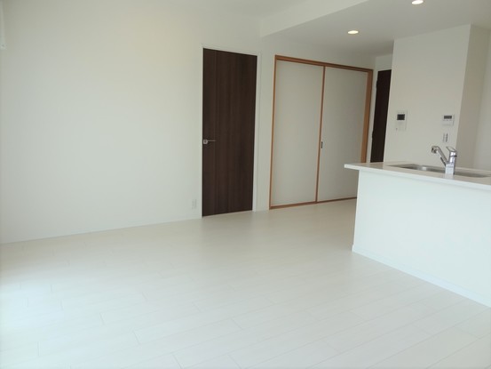 apartment 東京都渋谷区千駄ヶ谷４丁目19-18