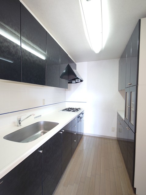 apartment 東京都渋谷区千駄ヶ谷４丁目19-18