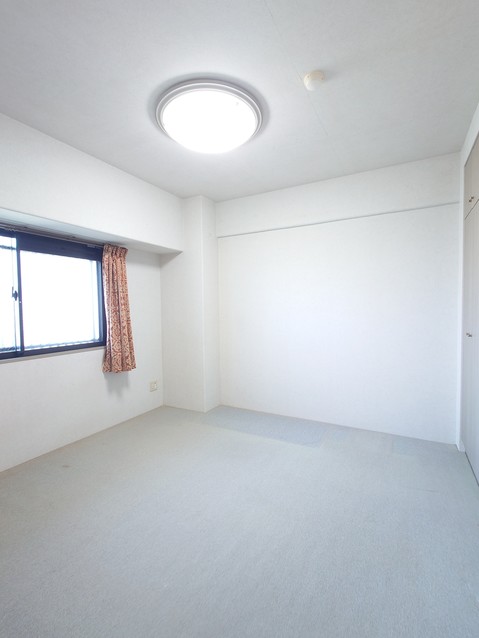 apartment 東京都渋谷区千駄ヶ谷４丁目19-18