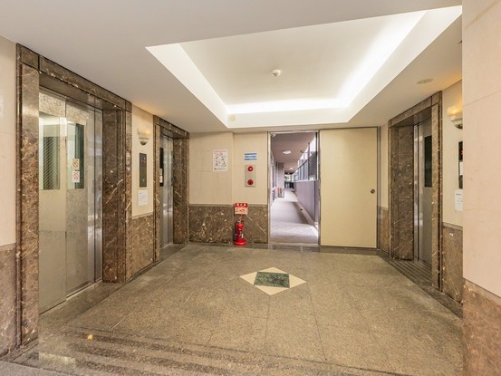 apartment 東京都渋谷区千駄ヶ谷４丁目19-18