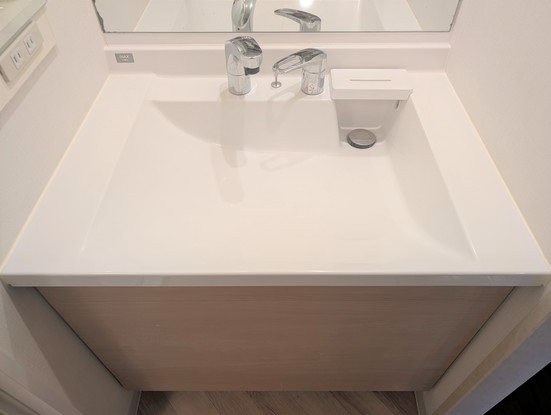 apartment 東京都渋谷区千駄ヶ谷４丁目19-18