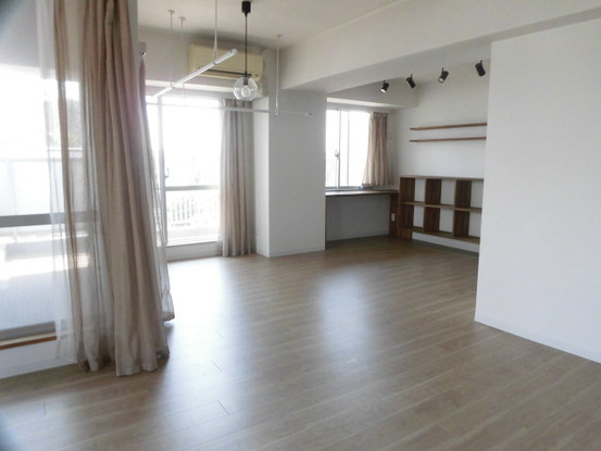apartment 東京都渋谷区千駄ヶ谷４丁目19-18