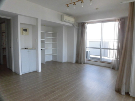 apartment 東京都渋谷区千駄ヶ谷４丁目19-18