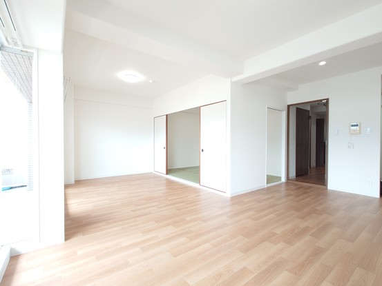apartment 愛媛県新居浜市中須賀町１丁目
地図を見る