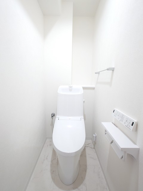 apartment 愛媛県新居浜市中須賀町１丁目
地図を見る