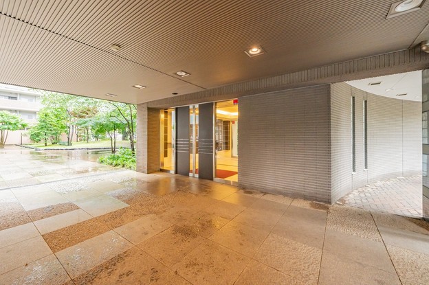apartment 東京都渋谷区千駄ヶ谷４丁目19-18