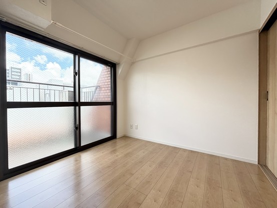 apartment 東京都渋谷区千駄ヶ谷４丁目19-18