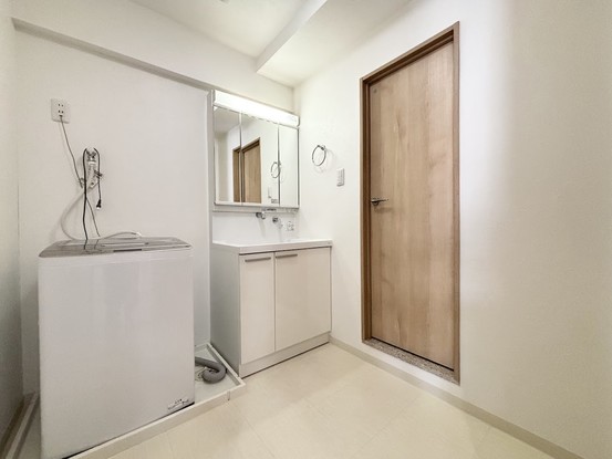 apartment 東京都渋谷区千駄ヶ谷４丁目19-18