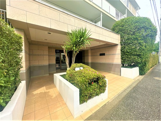 apartment 東京都西東京市泉町６丁目
地図を見る