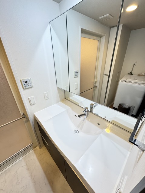 apartment 愛知県知立市西中町北吹戸
地図を見る