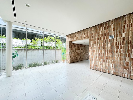 apartment 愛知県知立市西中町北吹戸
地図を見る