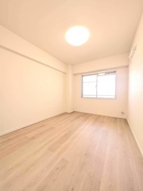 apartment 東京都渋谷区千駄ヶ谷４丁目19-18