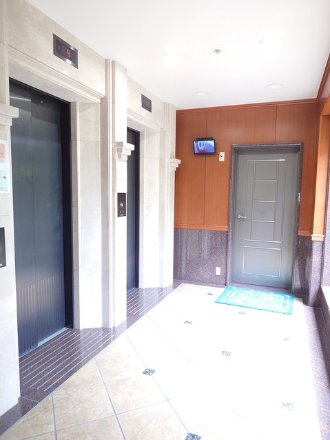 apartment 東京都渋谷区千駄ヶ谷４丁目19-18