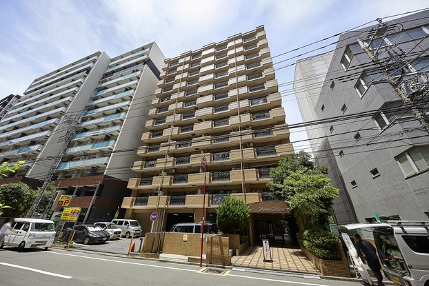 apartment 東京都渋谷区千駄ヶ谷４丁目19-18