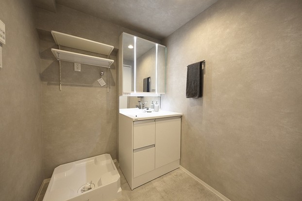 apartment 東京都渋谷区千駄ヶ谷４丁目19-18