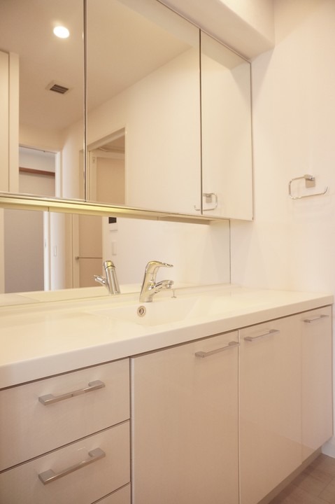 apartment 徳島県徳島市中昭和町２丁目
地図を見る