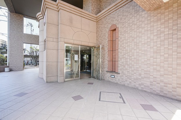 apartment 大阪府堺市堺区北花田口町２丁
地図を見る