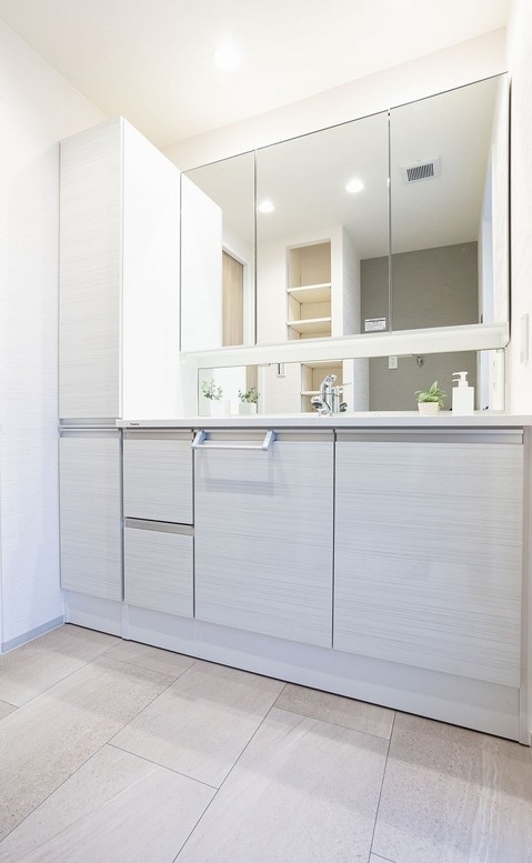 apartment 愛知県春日井市乙輪町２丁目
地図を見る